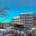 Jeanne D'arc Apt- B-11 By Interhome